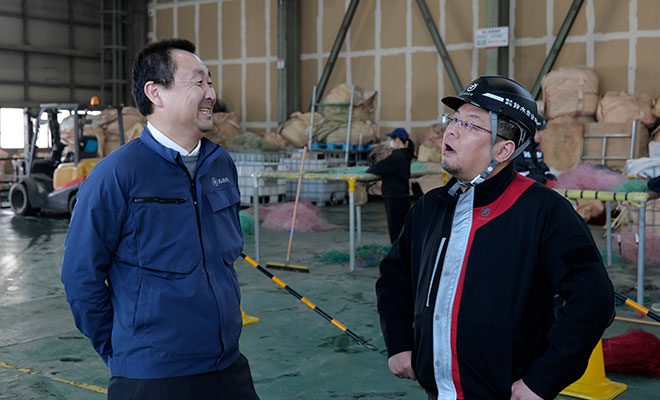 当時を思い出して笑いあう熊谷さんと長谷川さん