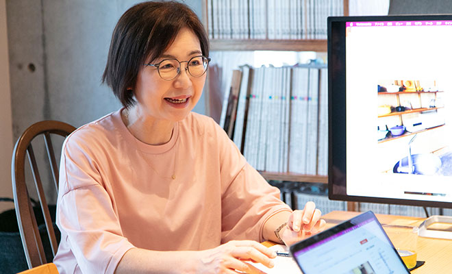 有賀薫さん