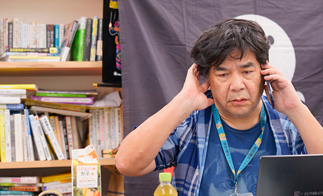 瀬戸さんの元には、人生に絶望した人々の最後のSOSが頻繁に寄せられる 写真=編集部