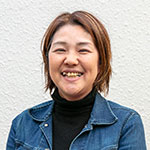 石田慶子さんのバストアップ画像